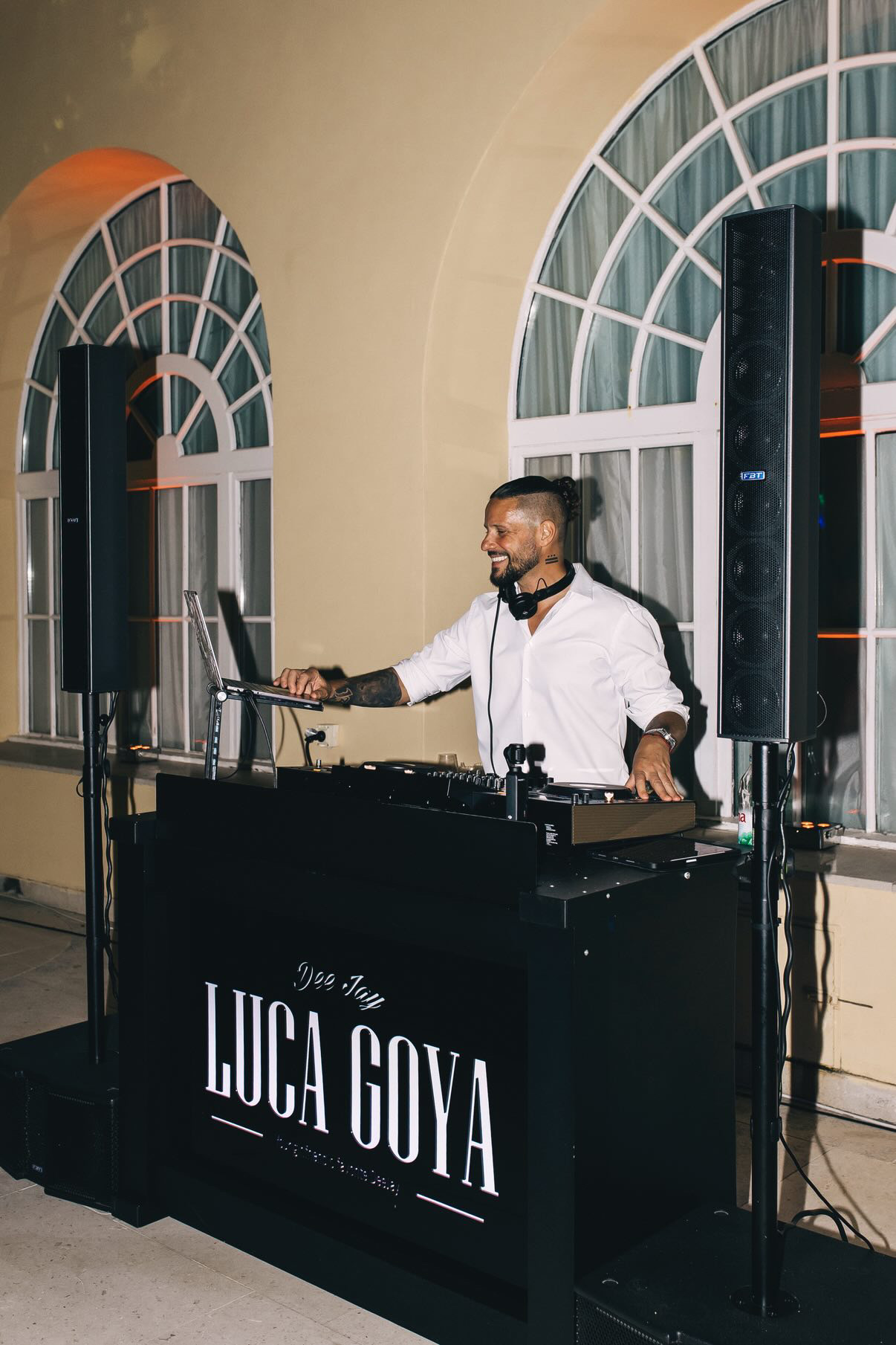 Luca Goya na nastupu